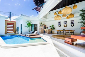 Boho-chic Canggu Villa near Cafè Del Mar, 5-minute walk to beach